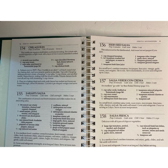 Lot of Two 365 Ways to Cook Chicken Snacks & Appetizers - Spiral-bound READ - Picture 14 of 16